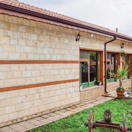 Two-bedroom Holiday In Hébergement de vacances *